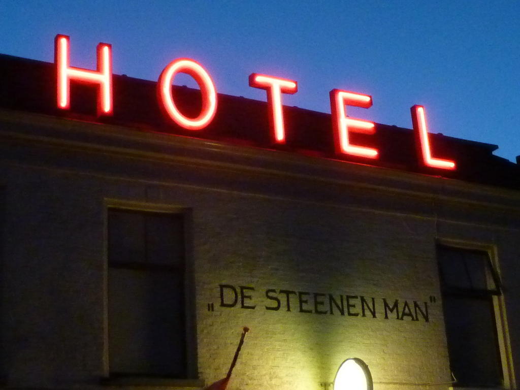 Hotel "De Steenen Man" Zurich Exterior foto